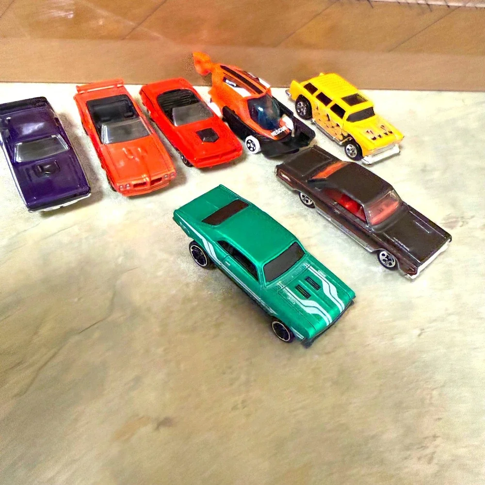 Hot Wheels Diecast Car‎ Lot Vintage Toy Cars Bundle 7 Pieces